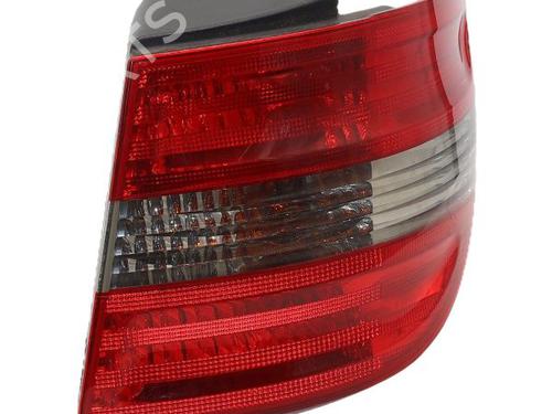Fanale posteriore destro Fanale posteriore destro MERCEDES-BENZ B-CLASS Sports Tourer (W245) B 200 (245.233) (136 hp) 35997339 35997339