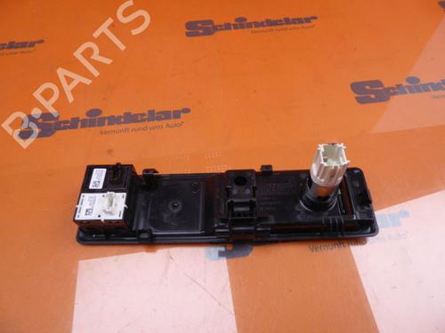 Switch BMW 3 Touring (G21, G81) 318 i | BP32642630I30