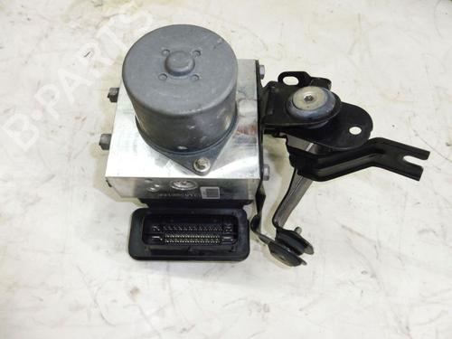 Used ABS pump LANCIA DELTA III (844_) 1.4 16V (844.AXL1A) (140 hp) 32636663