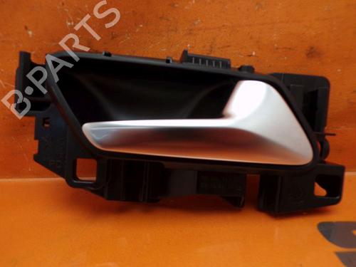 Used Front right interior door handle OPEL CORSA F (P2JO) 1.2 (68) (101 hp) 33153898