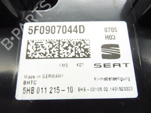 Climate control SEAT LEON (5F1) 1.4 TSI | BP32638716I5