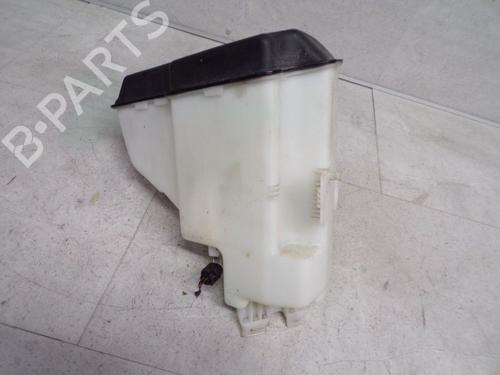 Used Windscreen washer tank BMW 3 (E46) 316 i (115 hp) 33145157