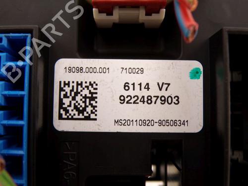 Fuse box BMW 1 (F20) 116 i | BP33157377E1  - Image 5