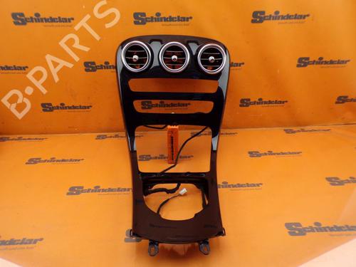 Luftventil MERCEDES-BENZ C-CLASS (W205) C 300 (205.048) (245 hp) 33153987