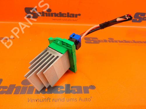 Used Heater resistor KIA SPORTAGE III (SL) 2.0 CRDi (136 hp) 24390493