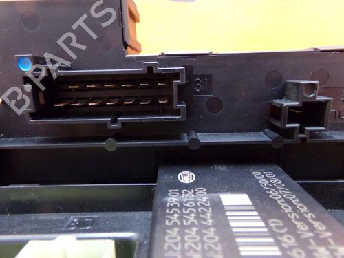 Fuse box MERCEDES-BENZ C-CLASS (W204) C 200 Kompressor (204.041) | BP29190464E1 