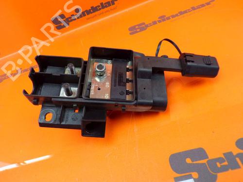 Used Ignition distributor BMW 7 (E65, E66, E67) 745 i, Li (333 hp) 33146074
