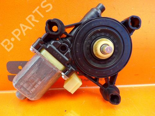Right front window motor SEAT LEON (5F1) 1.4 TSI | BP32641998E20