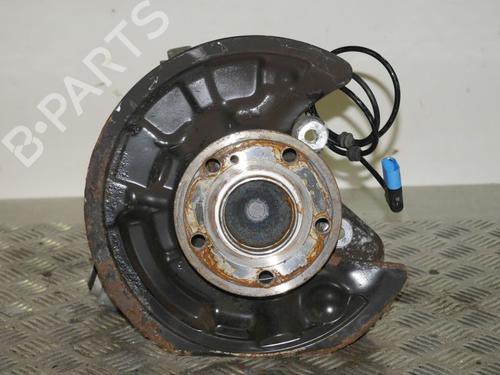 Used Left rear steering knuckle MERCEDES-BENZ B-CLASS Sports Tourer (W246, W242) B 180 CDI / d (246.212) (109 hp) 32640125