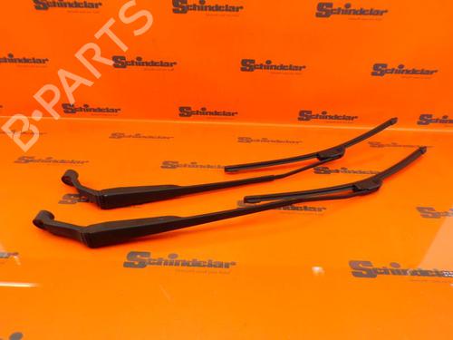 Used Front windshield wiper arm TOYOTA RAV 4 III (_A3_) 2.2 D 4WD (ALA30_, ALA30R) (177 hp) 32829990
