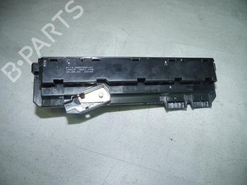 Fuse box BMW 6 (E63) 630 i | BP32827503E1 - Image 3