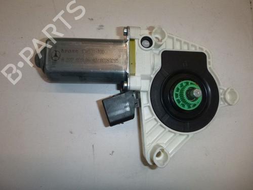 Used Right rear window motor MERCEDES-BENZ E-CLASS Coupe (C207) E 300 (207.355) (252 hp) 24383935