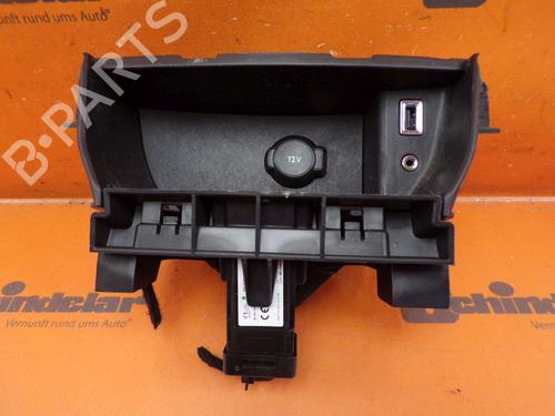 Vano posta oggetti PEUGEOT 308 II (LB_, LP_, LW_, LH_, L3_) 1.6 BlueHDi 120 (120 hp) 33150002