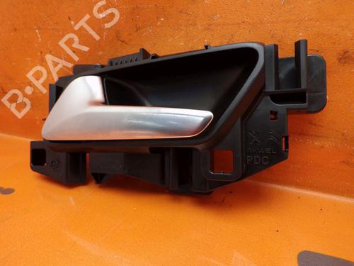 Front left interior door handle OPEL CORSA F (P2JO) 1.2 (68) | BP33153889I13 - Image 4