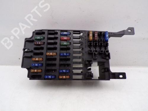 Used Fuse box Fuse box MERCEDES-BENZ CLK (C208) CLK 200 (208.335) (136 hp) 33560678 33560678