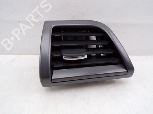 Used Air vent FORD MONDEO V Turnier (CF) 2.0 TDCi (150 hp) 32684516