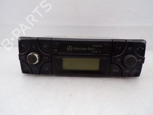 Used Radio Radio MERCEDES-BENZ CLK (C208) CLK 200 (208.335) (136 hp) 33560680 33560680