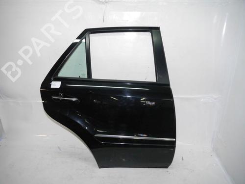 Used Right rear door MERCEDES-BENZ M-CLASS (W164) ML 320 CDI 4-matic (164.122) (224 hp) 24383018
