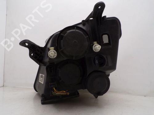 Right headlight OPEL MERIVA A MPV (X03) 1.6 16V (E75) | BP31077022C29