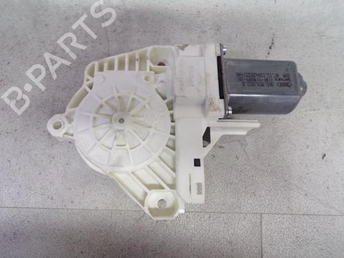 Right front window motor PORSCHE CAYENNE (92A) 4.2 S Diesel | BP33144565E20 - Image 2