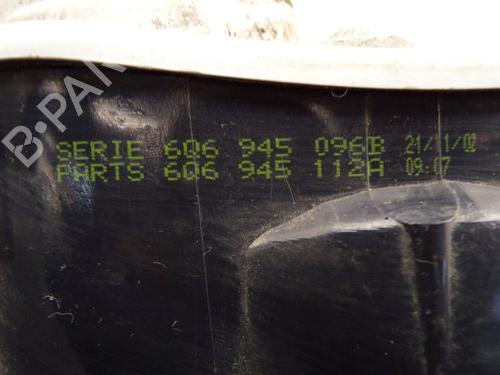 Right taillight VW POLO IV (9N_, 9A_) 1.2 | BP30366298C35