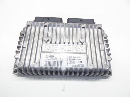 Used Engine control unit (ECU) PEUGEOT 307 (3A/C) 2.0 16V (140 hp) 31260825