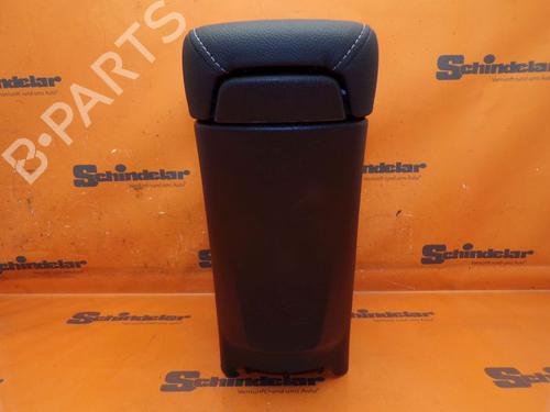 Armrest / Center console OPEL CORSA F (P2JO) 1.2 (68) | BP32649239I20