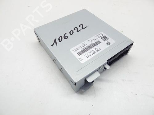 Used Control unit VW PHAETON (3D1, 3D2, 3D3, 3D4, 3D6, 3D7, 3D8, 3D9) 3.0 V6 TDI 4motion (240 hp) 32639578