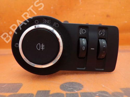 Used Headlight switch OPEL ASTRA J Sports Tourer (P10) 1.7 CDTI (35) (110 hp) 32648240