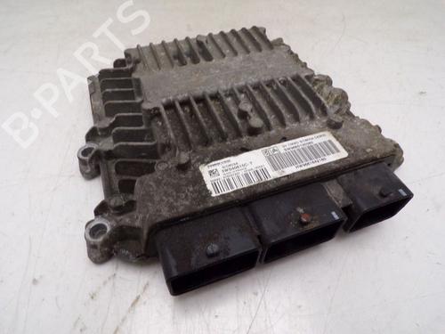 Used Engine control unit (ECU) FIAT SCUDO Van (270_, 272_) 2.0 D Multijet (120 hp) 33156974