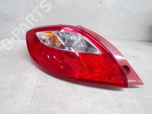 Farolim direito MAZDA 2 (DE_, DH_) 1.3 (DE3FS) (86 hp) 32828065