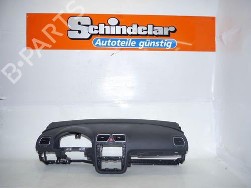 Dashboard VW EOS (1F7, 1F8) 2.0 TDI (140 hp) 33141546
