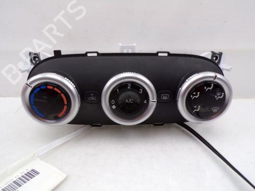 Commande Chauffage FIAT 500L (351_, 352_) 1.3 D Multijet (199LXY1A, 199LXY11) (84 hp) 32839321