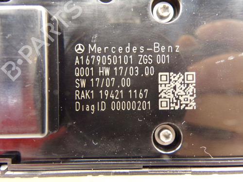 Switch MERCEDES-BENZ CLA Shooting Brake (X118) CLA 180 (118.684) | BP32004682I30