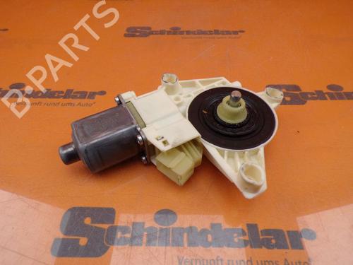 right-front-window-motor-mercedes-benz-c-class-t-model-s204-2007-2008-2009-2010-2011-2012-2013-2014-32649848 main image