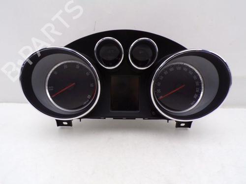 Used Display monitor Display monitor OPEL INSIGNIA A (G09) 2.0 CDTI (68) (131 hp) 33560744 33560744