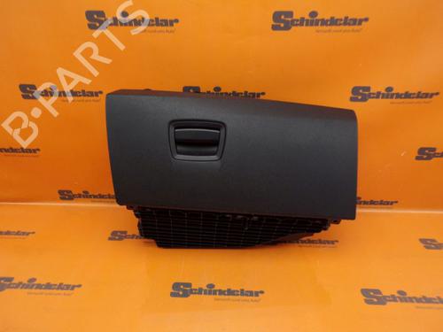 Used Glove box BMW 5 Touring (F11) M 550 d xDrive (381 hp) 32831518