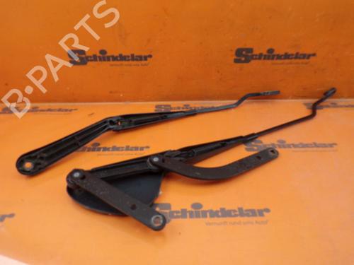 Used Front windshield wiper arm MERCEDES-BENZ C-CLASS T-Model (S203) C 240 (203.261) (170 hp) 28152416