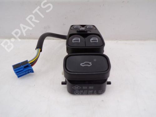 Switch MERCEDES-BENZ C-CLASS (W203) C 180 Kompressor (203.046) | BP30521984I30 