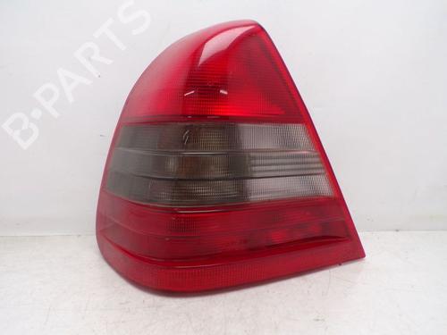 Used Left taillight MERCEDES-BENZ C-CLASS (W202) C 200 (202.020) (136 hp) 30189529