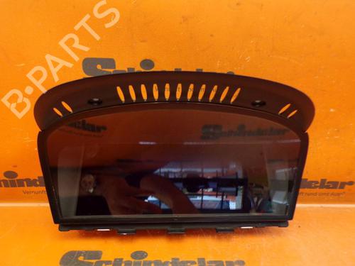 Used Display monitor BMW 5 (E60) 530 xd (235 hp) 24413181