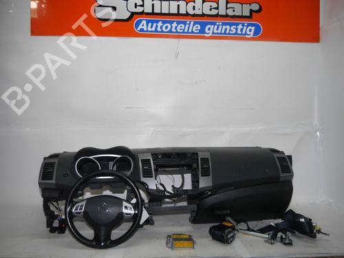 Salpicadero Salpicadero CITROËN C-CROSSER (VU_, VV_) 2.2 HDi (156 hp) 33683948 33683948