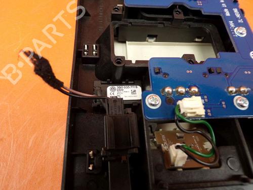 Interior roof light VW PASSAT B8 Variant (3G5, CB5) 2.0 TDI | BP32641006I8