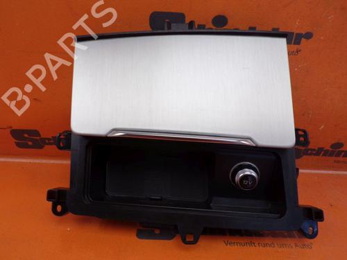 Used Middle console AUDI Q7 (4MB, 4MG, 4MQ) 3.0 TDI quattro (272 hp) 32833546