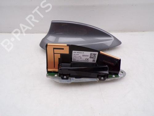 Antenne/Base BMW 1 (F40) 118 i (136 hp) 33156774