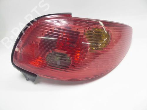 Used Right taillight PEUGEOT 206 CC (2D) 1.6 16V (2DNFUF, 2DNFUR) (109 hp) 24388801