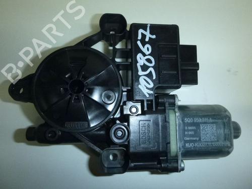 Vindusheismotor venstre bak SEAT LEON ST (5F8) 1.8 TSI (180 hp) 32826898