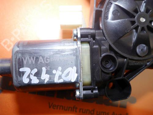 Right front window motor AUDI A4 B9 Avant (8W5, 8WD) 2.0 TDI | BP24390012E20 