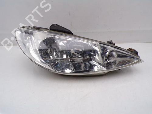 Used Right headlight Right headlight PEUGEOT 206 CC (2D) 1.6 16V (2DNFUF, 2DNFUR) (109 hp) 33298453 33298453