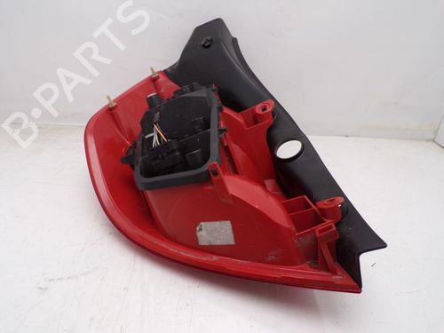 Right taillight RENAULT CLIO III (BR0/1, CR0/1) 1.2 16V (BR02, BR0J, BR11, CR02, CR0J, CR11) | BP29644841C35 